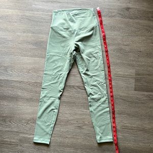 Lulu lemon leggings